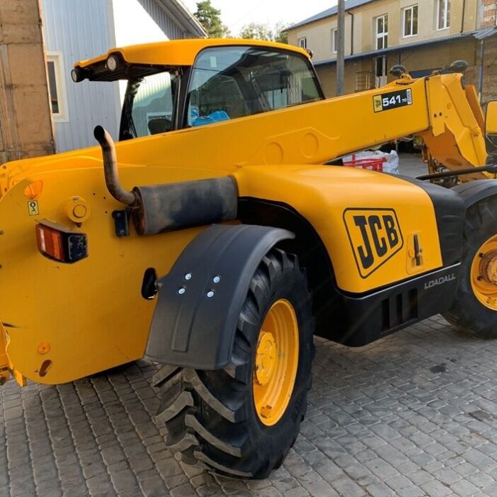 JCB 12