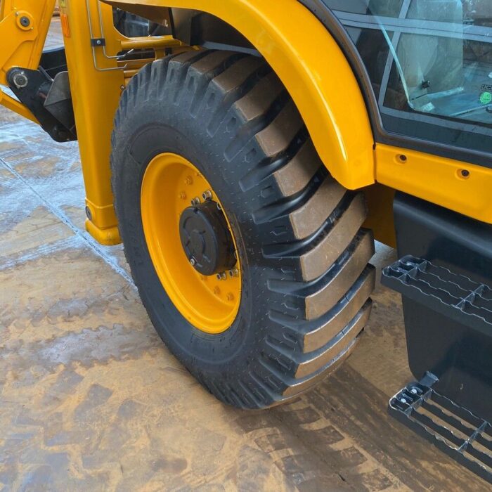 JCB 17