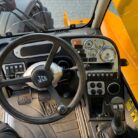 JCB 32