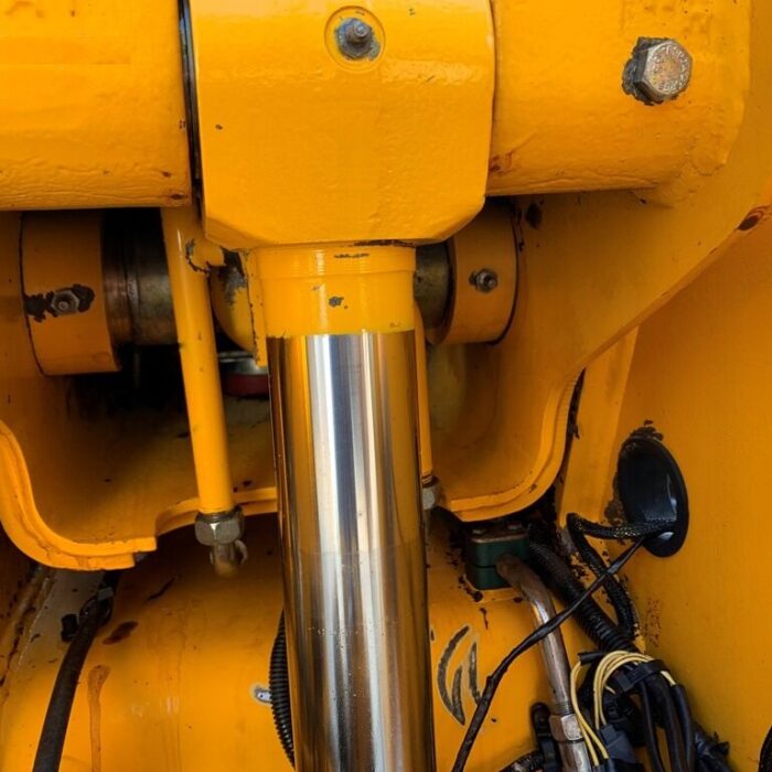 JCB 35
