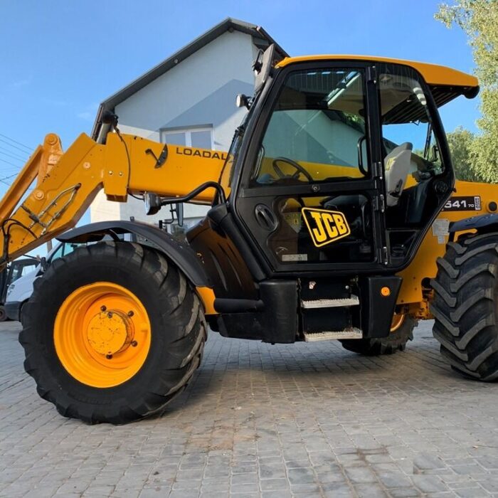 JCB 48