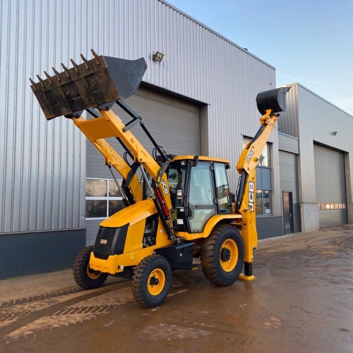 JCB 8