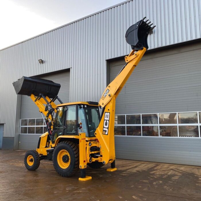 JCB 9