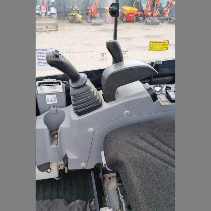 KUBOTA 12
