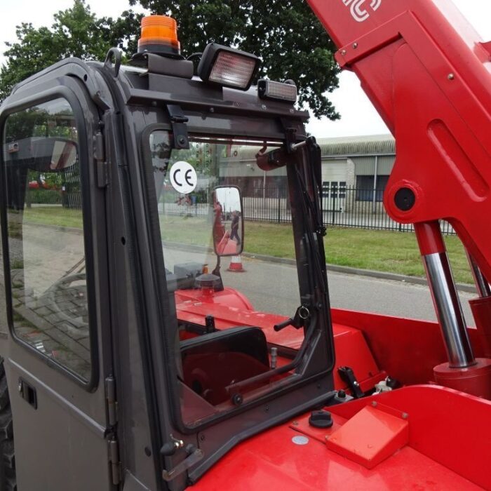 MANITOU 18