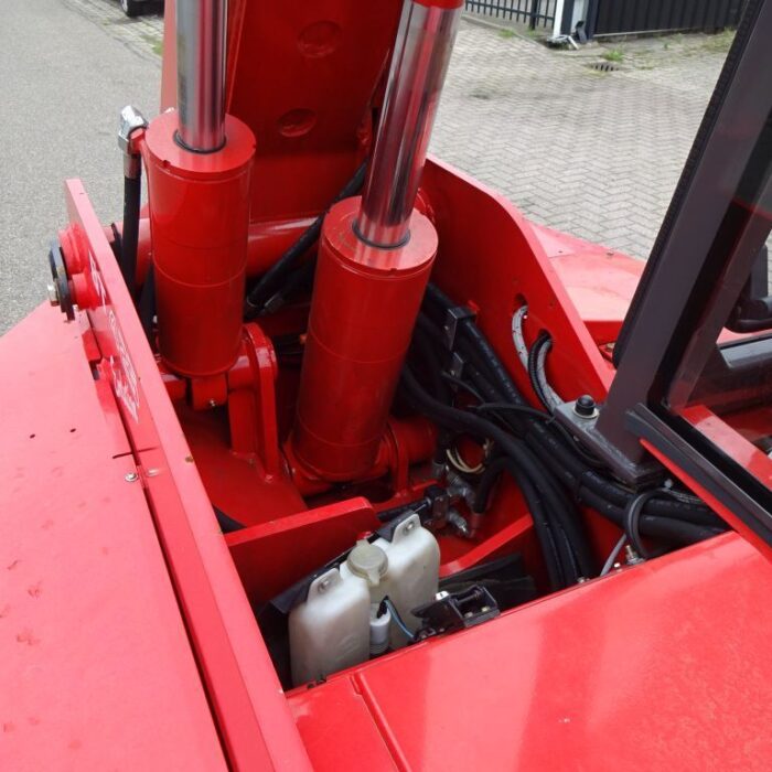 MANITOU 6